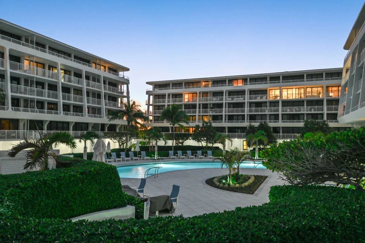 2600 S Ocean Palm Beach condominium pool amenity area