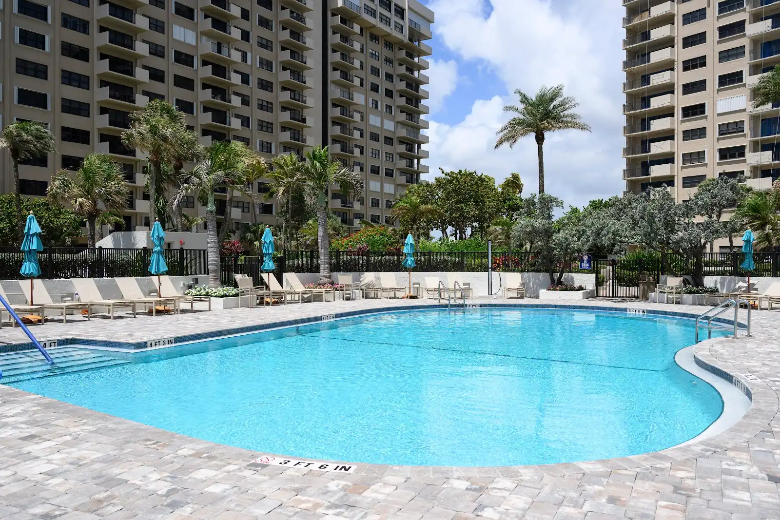 Rooftop pool renovation and restoration project in South Florida